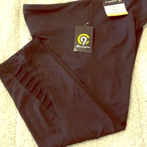 NWT C9 Champion Capri legging